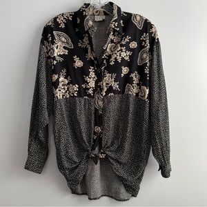 IVY Black, White Long Sleeve Blouse Made in USA Size Small